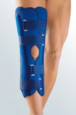 Knee immobiliser splint